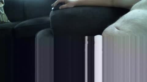 small_weener18 online show from 1, 12, 2024