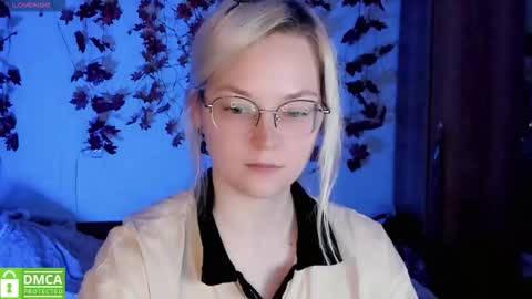 smallimpmeili online show from 21, 11, 2025