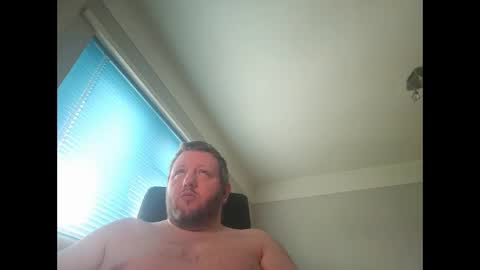 smallone19832 online show from 9, 2, 2025