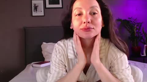 Anna no bbbbybybbabebyy just Anna. And dont call me mom please. online show from 26, 2, 2025