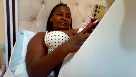 Snapshot of smartqueen1 chatting on 13, 2, 2025 Katerina online show from 13, 2, 2025