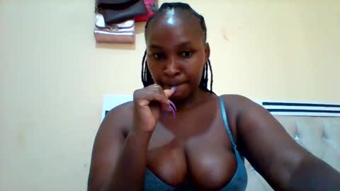Snapshot of smartqueen1 chatting on 7, 3, 2025 Katerina online show from 7, 3, 2025