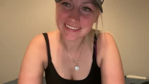 smexxii93 online show from 8, 12, 2024