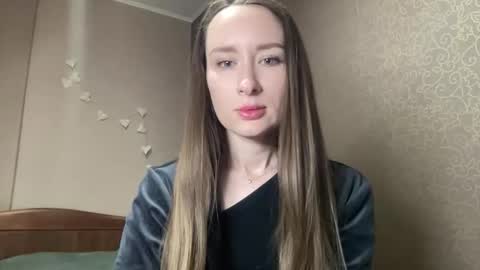 smilequeen_ online show from 2, 10, 2025