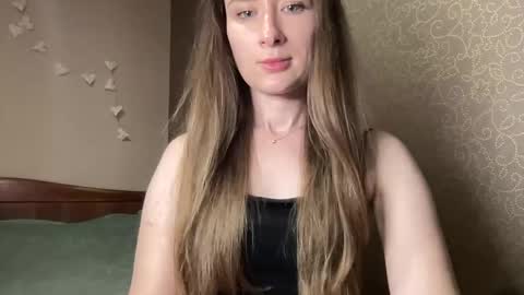 smilequeen_ online show from 7, 10, 2025