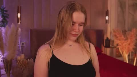 Mia online show from 23, 3, 2026