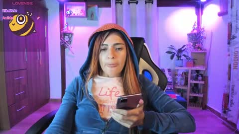 SmilingSalor online show from 7, 3, 2025