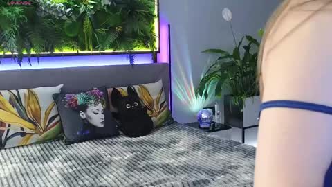 smilym online show from 2, 5, 2026