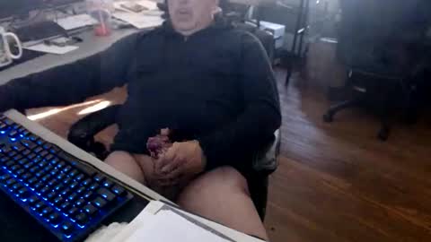 Snapshot of smly chatting on 18, 4, 2026 smly online show from 18, 4, 2026