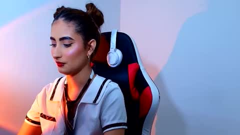 S A L O M M E online show from 10, 11, 2025