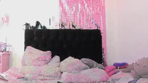 Snapshot of smoke_leidy_ chatting on 19, 6, 2026 smoke_leidy_ online show from 19, 6, 2026