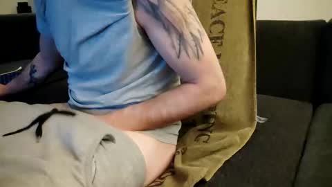 Smokeandwatching online show from 31, 1, 2025