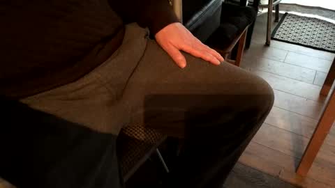 Snapshot of smokefest187 chatting on 28, 12, 2024 Peter Johnson online show from 28, 12, 2024