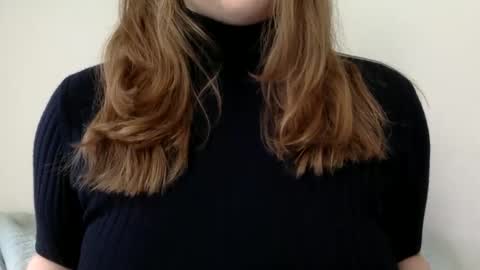 Snapshot of smokeshow3 chatting on 19, 2, 2025 smokeshow3 online show from 19, 2, 2025