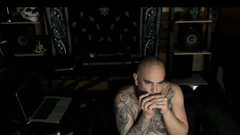 Snapshot of smokey915 chatting on 19, 1, 2025 Smokey915 online show from 19, 1, 2025