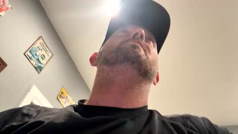 smokeymt420 online show from 16, 4, 2026