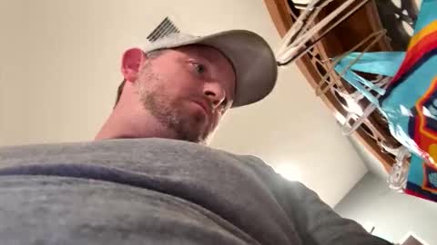 Snapshot of smokeymt420 chatting on 21, 4, 2026 smokeymt420 online show from 21, 4, 2026