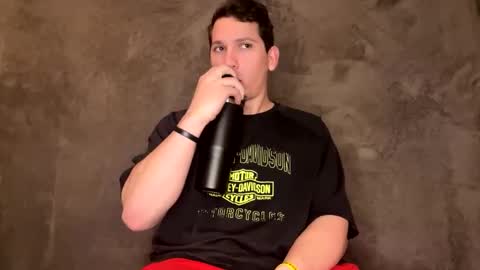 Snapshot of snoochiepoochies chatting on 4, 2, 2025 Will Rex online show from 4, 2, 2025