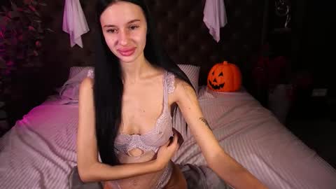 snow_whiteeex online show from 1, 11, 2025