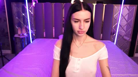 snow_whiteeex online show from 3, 2, 2026