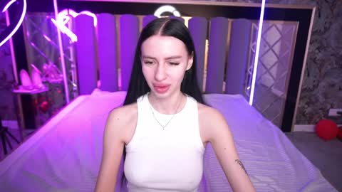 snow_whiteeex online show from 31, 3, 2026