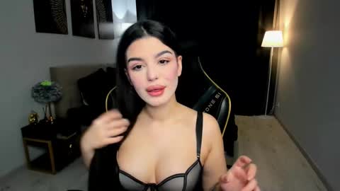 snowingwinter online show from 8, 2, 2026