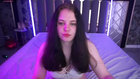 snowwhite_bella online show from 18, 4, 2026