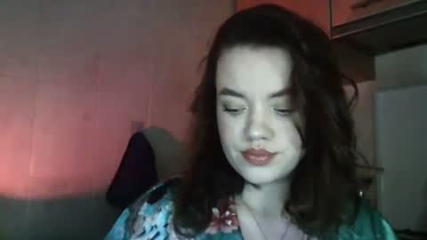 snowy_cute online show from 5, 3, 2025