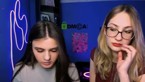 Snapshot of so_hot_rosalie chatting on 24, 4, 2026 so_hot_rosalie online show from 24, 4, 2026