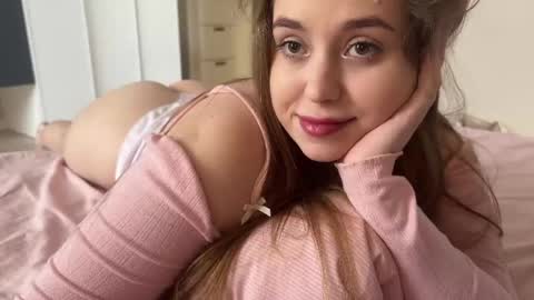 Snapshot of sofaris chatting on 29, 4, 2026 Sophy online show from 29, 4, 2026