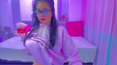 sofiia online show from 7, 3, 2025