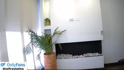 soffi_rousel_ online show from 19, 11, 2025