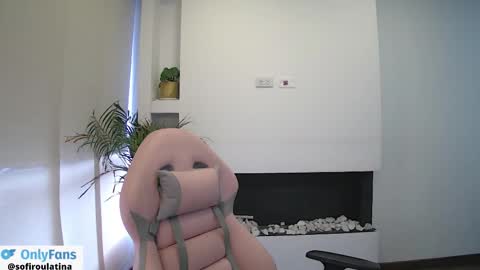 soffi_rousel_ online show from 1, 2, 2026