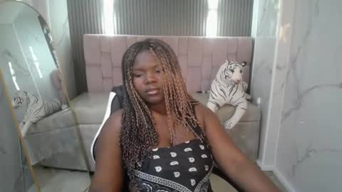 soffia_b online show from 3, 10, 2025