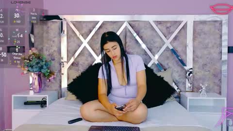 Snapshot of soffialopez_ chatting on 17, 10, 2025 Sofia online show from 17, 10, 2025