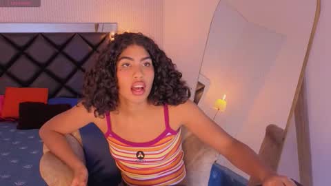 Snapshot of soffiene chatting on 24, 2, 2026 yoki online show from 24, 2, 2026