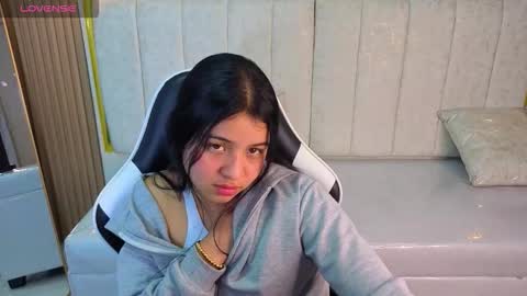 Online 800 to 1400 online show from 17, 12, 2025