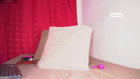 Snapshot of sofi_decker chatting on 24, 9, 2025 Sofia online show from 24, 9, 2025