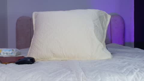 Snapshot of sofi_decker chatting on 12, 11, 2025 Sofia online show from 12, 11, 2025