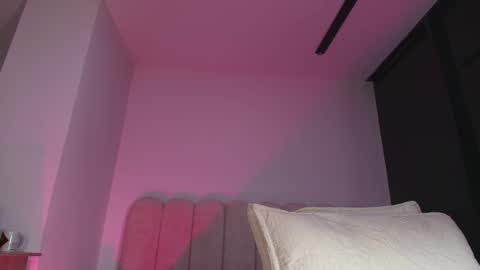 Snapshot of sofi_decker chatting on 27, 11, 2025 Sofia online show from 27, 11, 2025