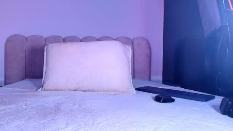 Snapshot of sofi_decker chatting on 6, 1, 2026 Sofia online show from 6, 1, 2026