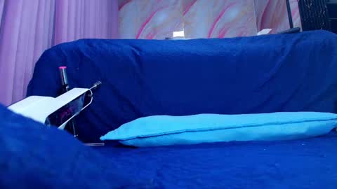 Sofia online show from 7, 6, 2026