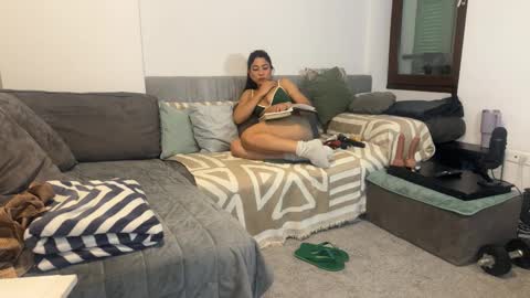 sofia_juicyass online show from 4, 11, 2025