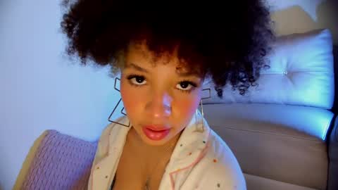 Snapshot of sofia_kay_ chatting on 4, 5, 2026 S O F I A online show from 4, 5, 2026