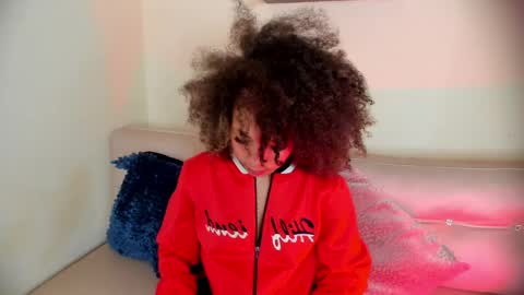 Snapshot of sofia_kay_ chatting on 8, 6, 2026 S O F I A online show from 8, 6, 2026