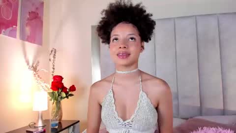 Snapshot of sofia_kay_ chatting on 23, 7, 2026 S O F I A online show from 23, 7, 2026