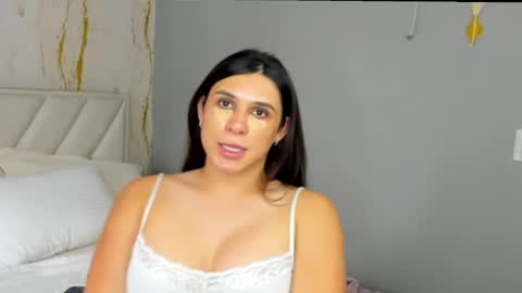 sofia_rivers_ online show from 28, 2, 2025