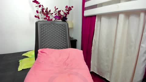 Snapshot of sofia_sorceress chatting on 11, 12, 2024 sofia_sorceress online show from 11, 12, 2024