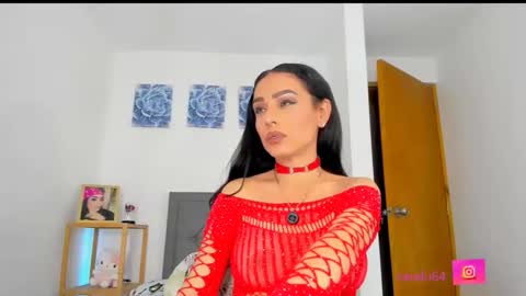 Snapshot of sofia_swett_03 chatting on 21, 9, 2025 laura online show from 21, 9, 2025