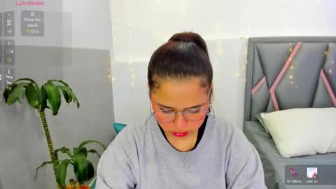 Sofa online show from 13, 1, 2026